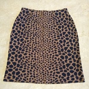 J. McLaughlin Sabina brown & black leopard pattern knit skirt